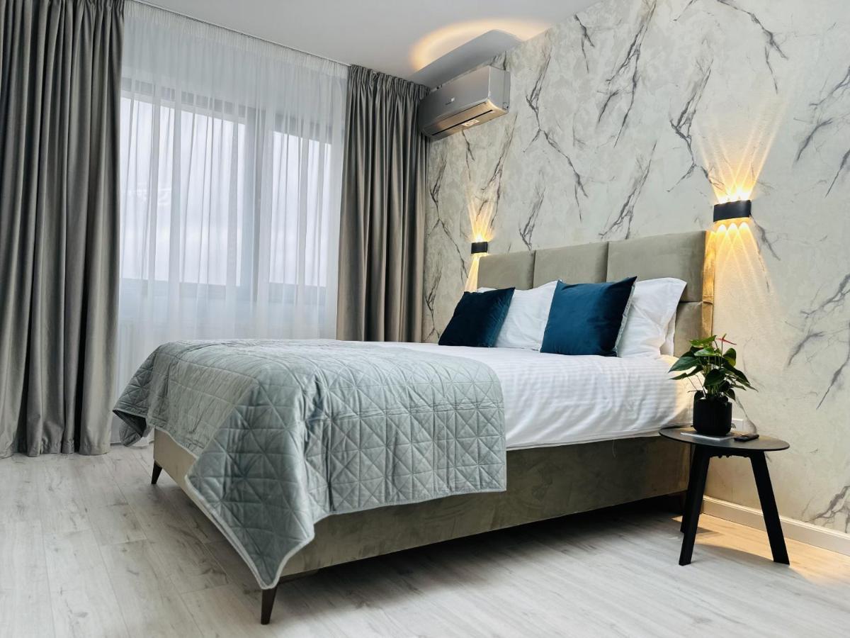 Апартаменты Rentforcomfort Sky Garden Studio Бухарест Экстерьер фото